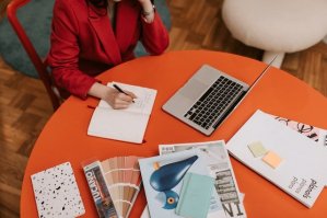 gallery/pexels-vlada-karpovich-8367812